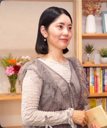 プロフィール